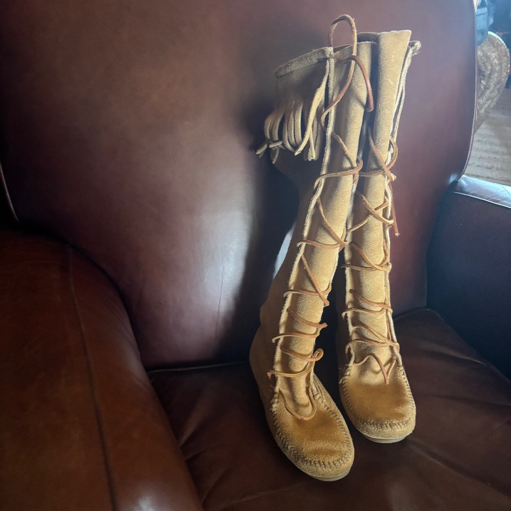 Tall Tan Leather Minnetonka Moccasin Boots - Picture 11 of 13